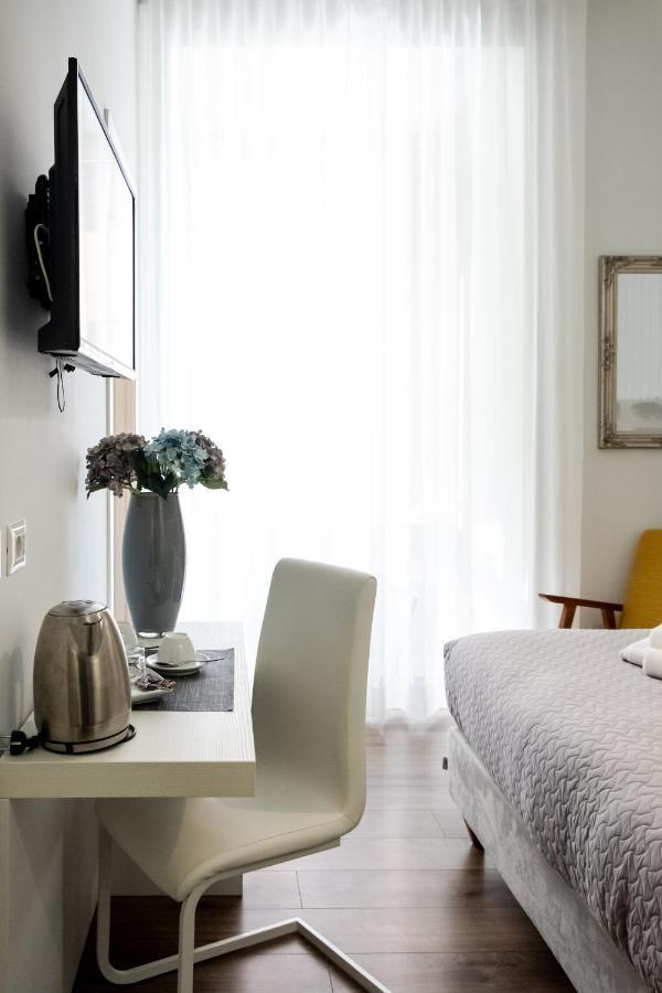 Eighty Four Luxury Rooms روما المظهر الخارجي الصورة