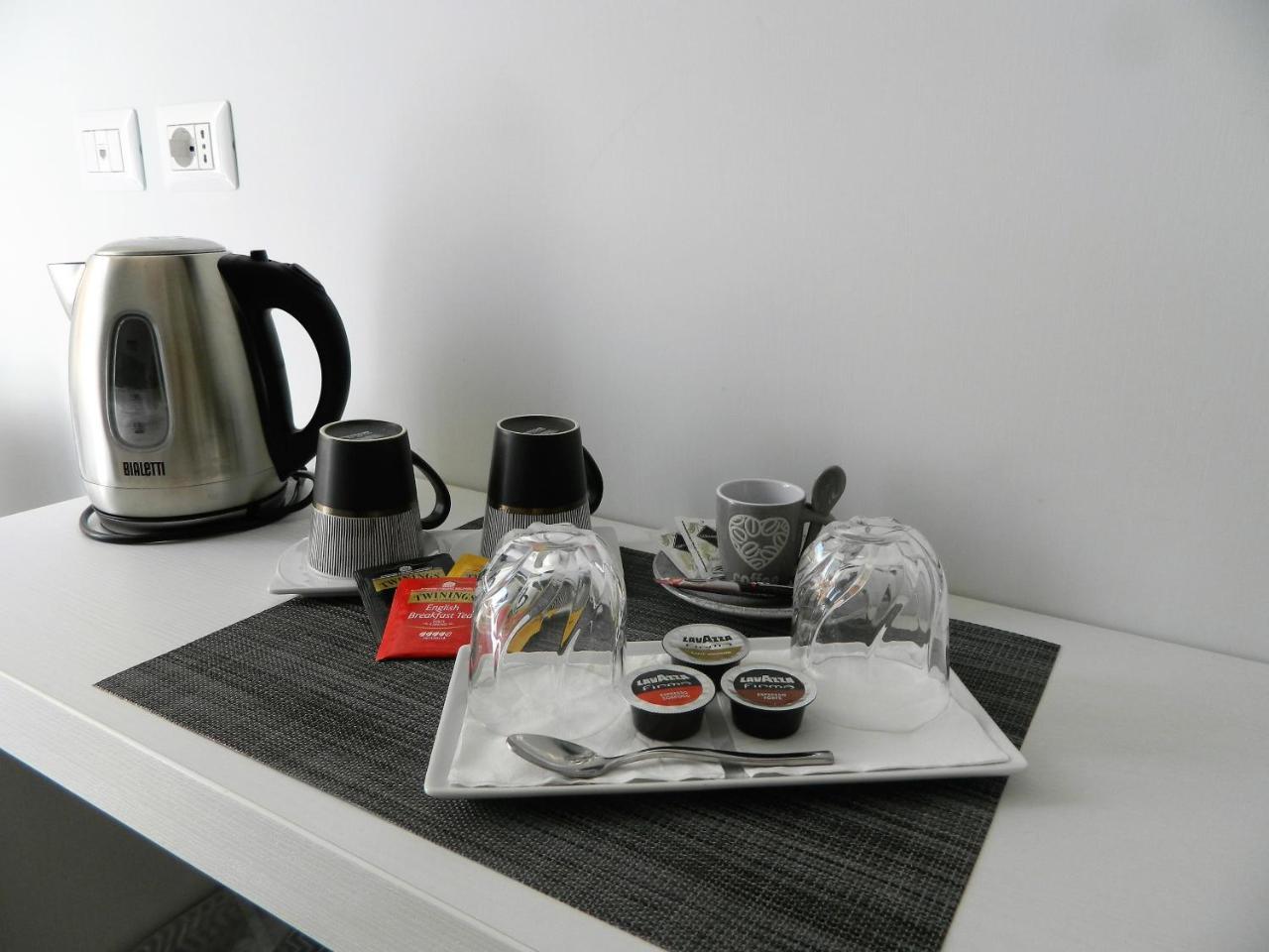 Eighty Four Luxury Rooms روما المظهر الخارجي الصورة